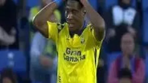 巴列卡诺与瓦伦西亚激战成1-1平！诺贝尔-门迪巧破僵局，迭戈-洛佩斯绝杀逆袭！